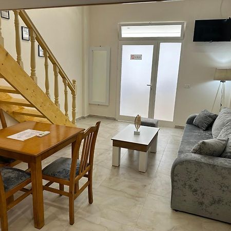 Troy Aparthotel Δυρράχιο Εξωτερικό φωτογραφία