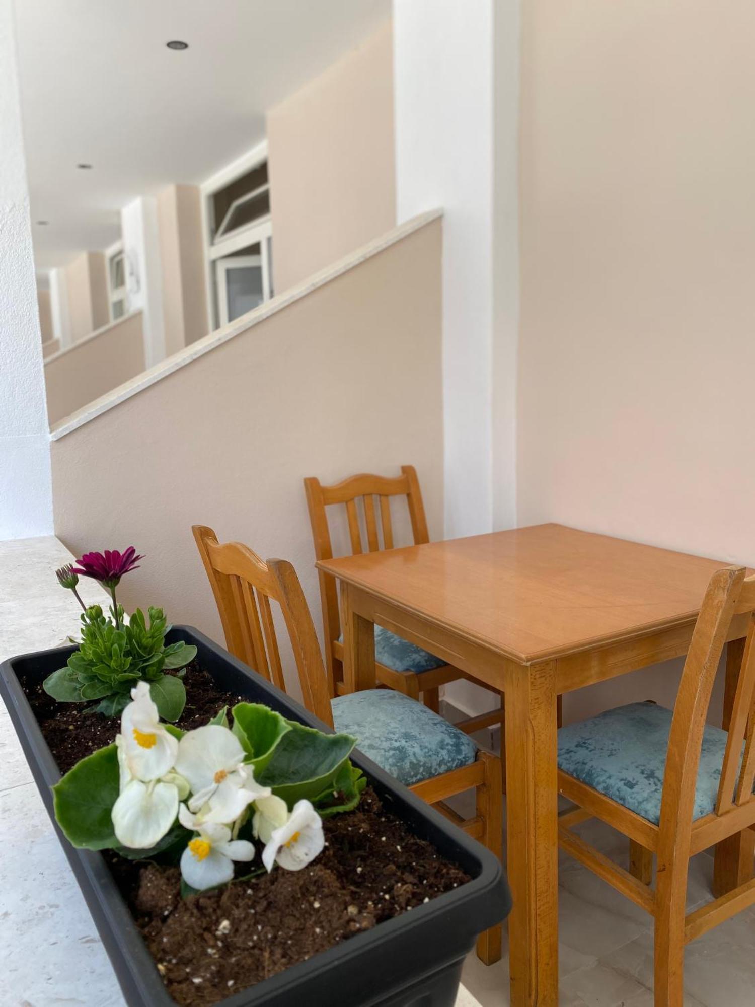 Troy Aparthotel Δυρράχιο Εξωτερικό φωτογραφία